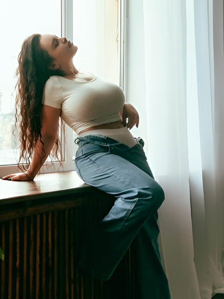 Элина привлекательная девушка из Волжска цена от 10000 руб