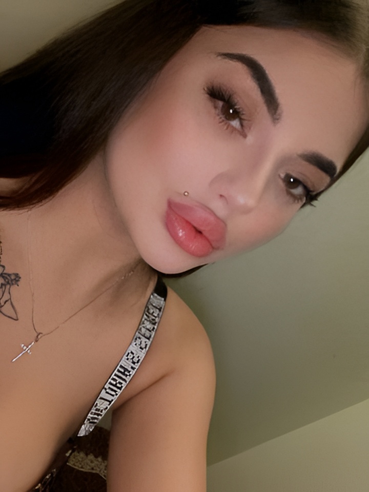 Рената привлекательная девушка из Волжска цена от 4000 руб