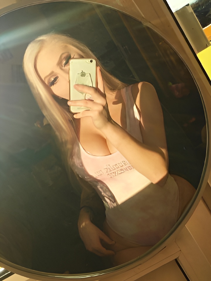 Роксана привлекательная девушка из Волжска цена от 1500 руб