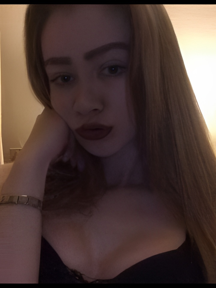 Индивидуалка Викуся, доступна для личного знакомства от 5000 руб